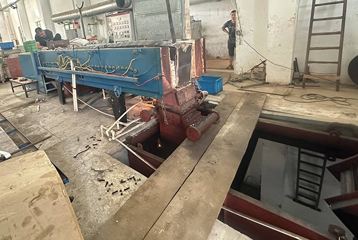 網帶淬火爐智能升級